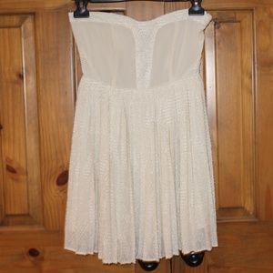 IVORY/WHITE 100% SILK DRESS. SWEETHEART STRAPLESS